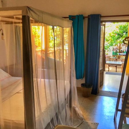Gecko Restaurant & Rooms Vịnh Arugam Ngoại thất bức ảnh