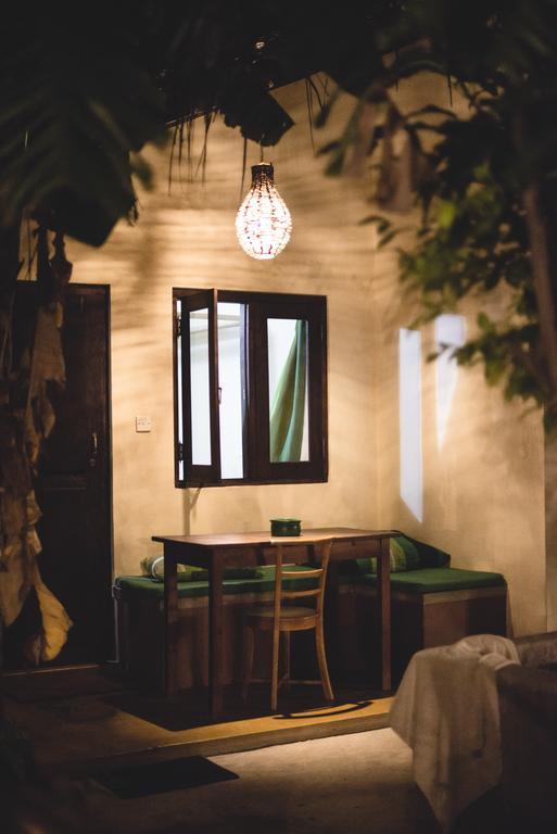 Gecko Restaurant & Rooms Vịnh Arugam Ngoại thất bức ảnh