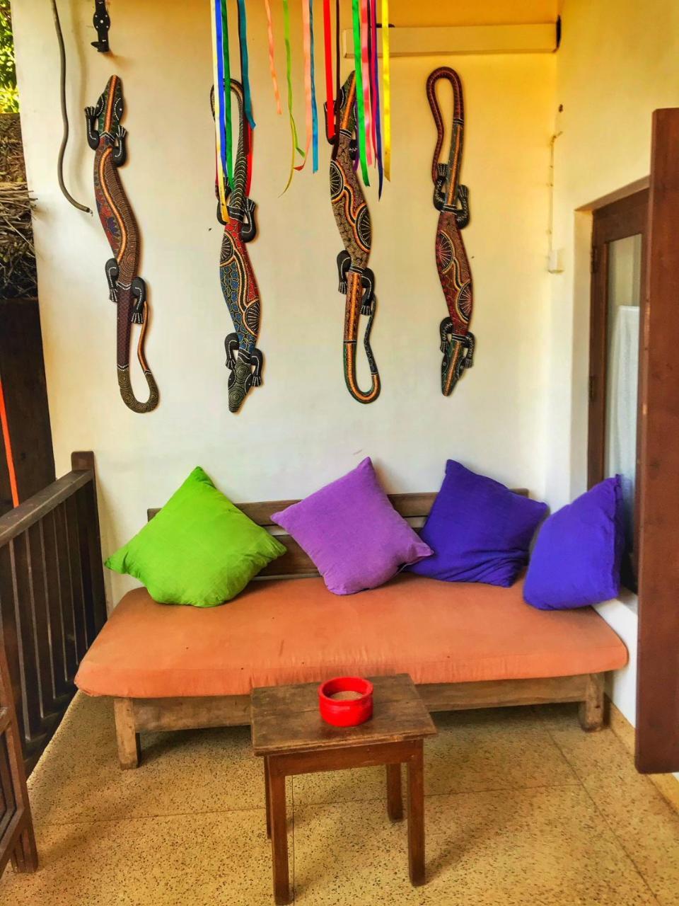 Gecko Restaurant & Rooms Vịnh Arugam Ngoại thất bức ảnh